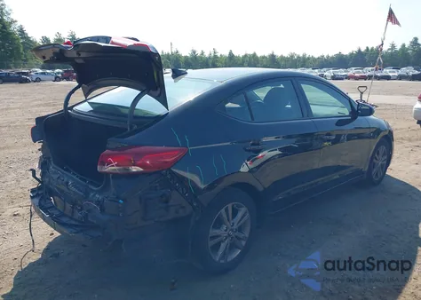 2017 Hyundai Elantra Se z USA, uszkodzony, nr VIN 5NPD84LF6HH052104
